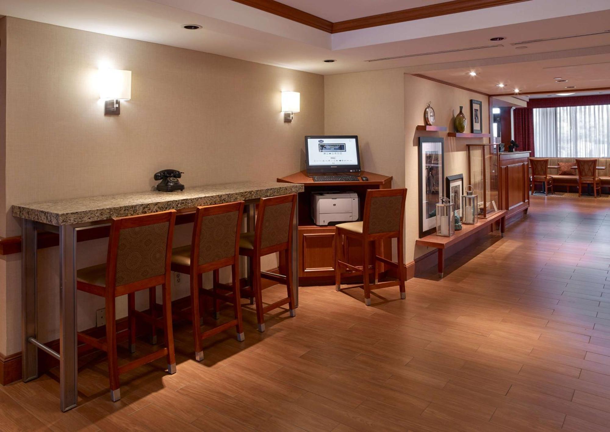 Hampton Inn Portland-Airport South Portland Zewnętrze zdjęcie
